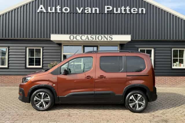 Peugeot Rifter (2020) thumbnail 2
