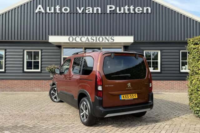 Peugeot Rifter (2020) thumbnail 3