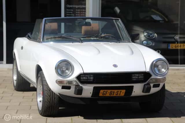 Fiat 124 Spider (1979) thumbnail 2