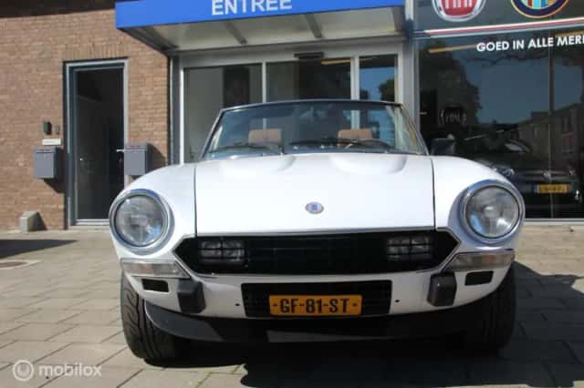 Fiat 124 Spider (1979) thumbnail 6