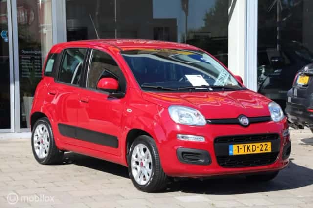 Fiat Panda (2014) thumbnail 2