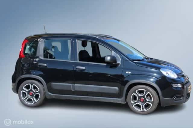 Fiat Panda (2022) thumbnail 1