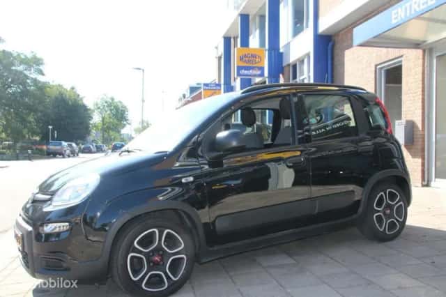 Fiat Panda (2022) thumbnail 6