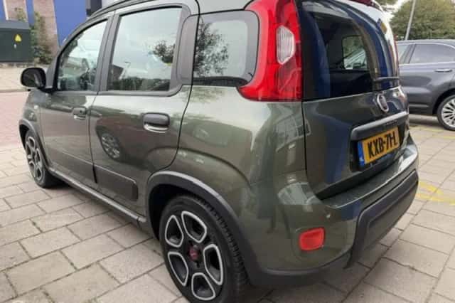 Fiat Panda (2021) thumbnail 2