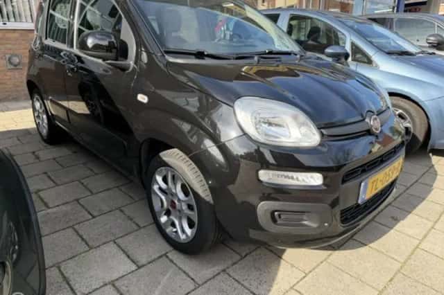 Fiat Panda (2018) thumbnail 2