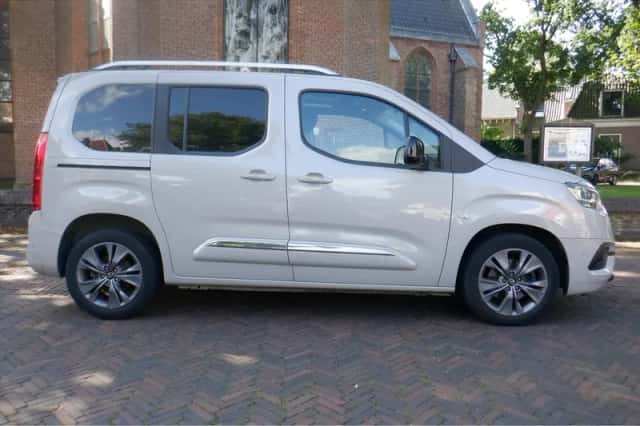 Toyota Proace (2022) thumbnail 1