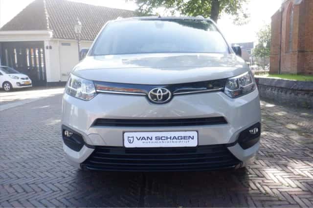 Toyota Proace (2022) thumbnail 4