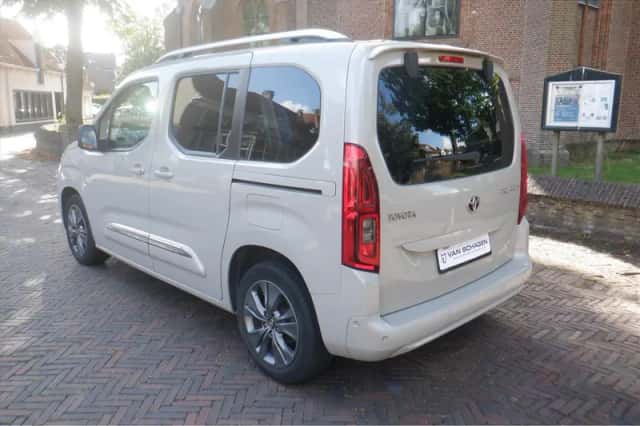 Toyota Proace (2022) thumbnail 6
