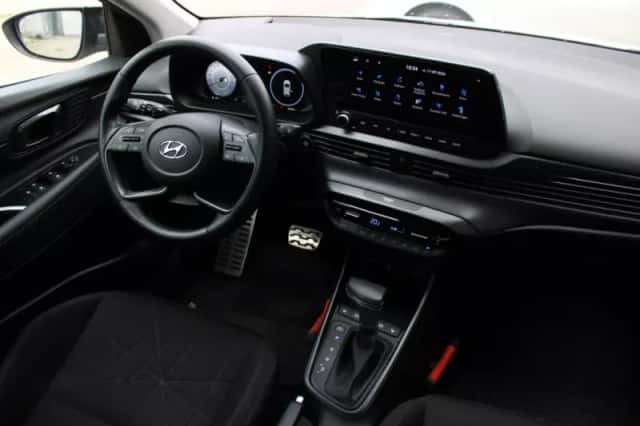 Hyundai Bayon (2022) thumbnail 6