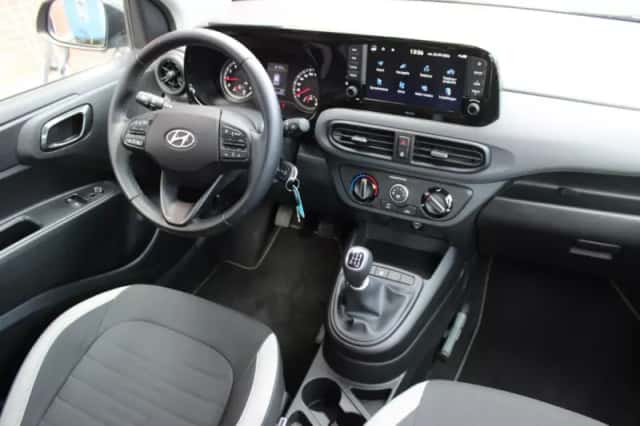 Hyundai i10 (2023) thumbnail 6