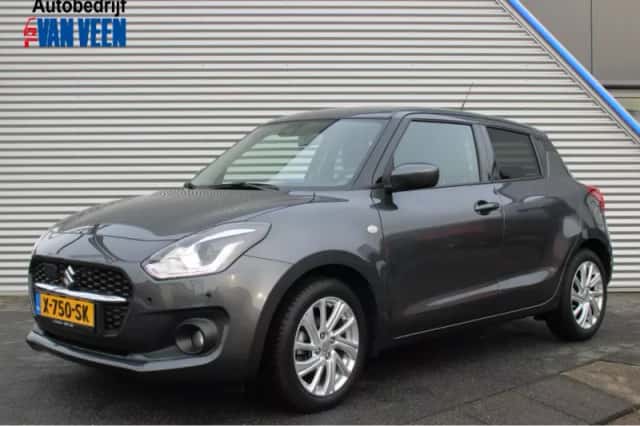 Suzuki Swift (2022) thumbnail 1
