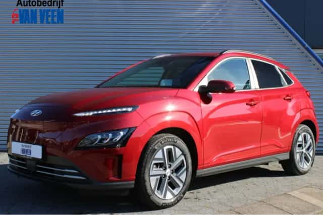 Hyundai Kona (2022) thumbnail 1