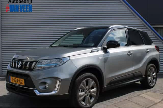 Suzuki Vitara (2023) thumbnail 1