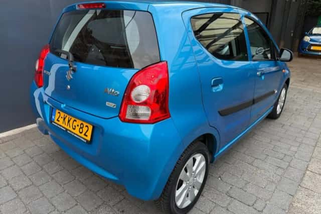 Suzuki Alto (2013) thumbnail 4