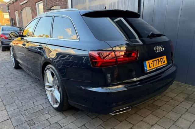 Audi A6 (2016) thumbnail 2