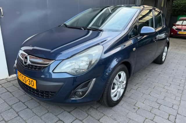 Opel Corsa (2014) thumbnail 1