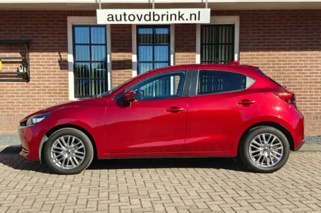 Mazda 2 (2022) thumbnail 2