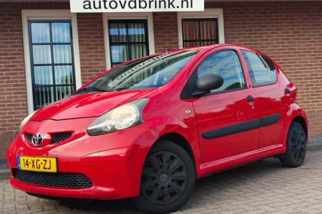 Toyota Aygo (2007) thumbnail 1