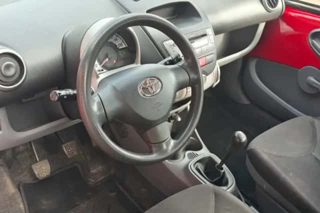 Toyota Aygo (2007) thumbnail 3