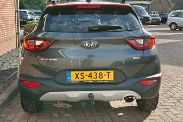 Kia Stonic (2019) thumbnail 6