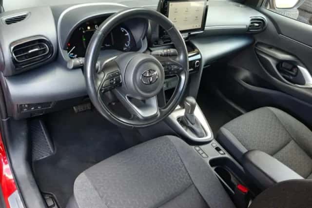 Toyota Yaris Cross (2022) thumbnail 3