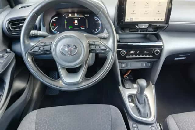 Toyota Yaris Cross (2022) thumbnail 5