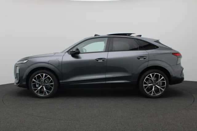 Audi Q3 Sportback (2026) thumbnail 2