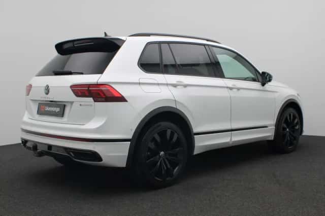 Volkswagen Tiguan (2023) thumbnail 3