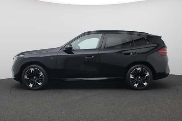 BMW X3 (2026) thumbnail 2