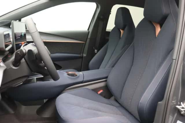 CUPRA Tavascan (2026) thumbnail 5