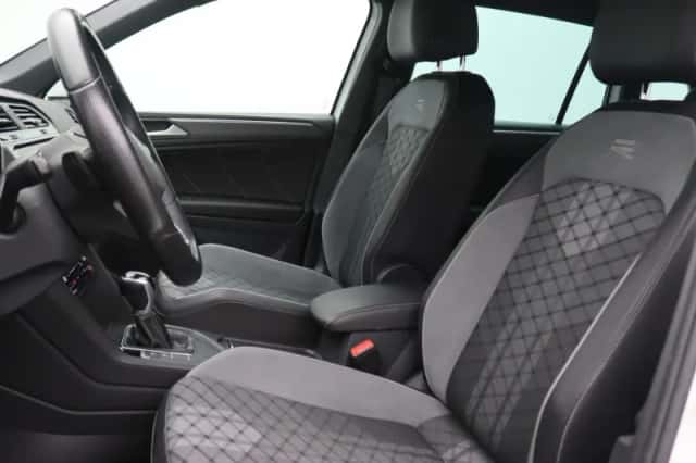 Volkswagen Tiguan (2023) thumbnail 5