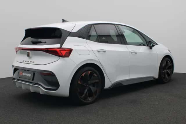 CUPRA Born (2024) thumbnail 3