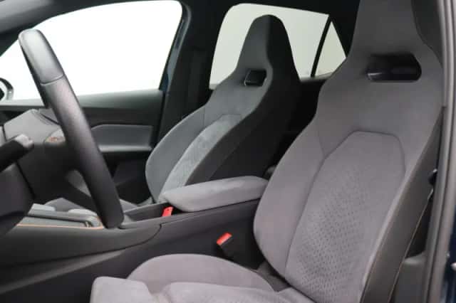 CUPRA Born (2022) thumbnail 5