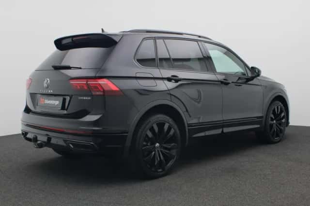 Volkswagen Tiguan (2023) thumbnail 3