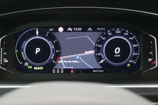 Volkswagen Tiguan (2023) thumbnail 6