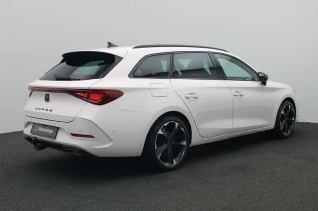 CUPRA Leon Sportstourer (2023) thumbnail 3