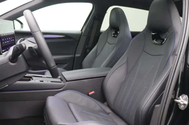 Volkswagen Passat (2026) thumbnail 5