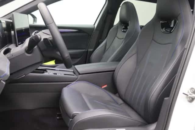 Volkswagen Passat (2026) thumbnail 5