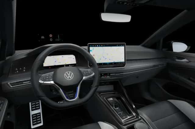 Volkswagen Golf (2026) thumbnail 3