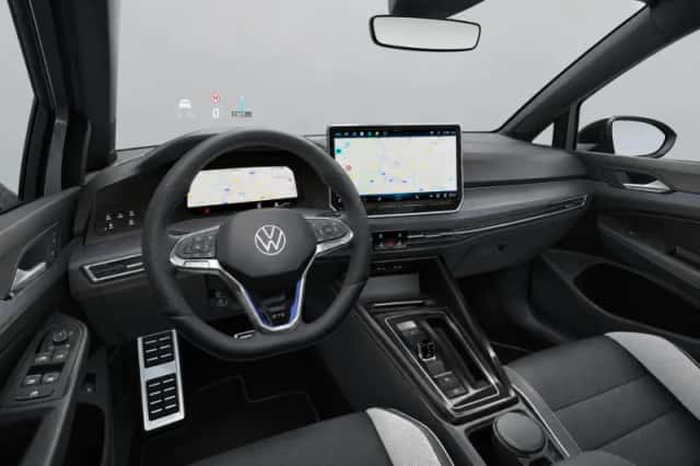 Volkswagen Golf (2026) thumbnail 4