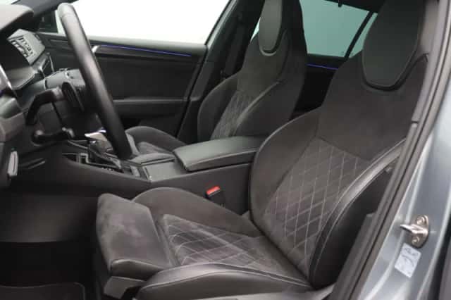 Škoda Superb (2021) thumbnail 5