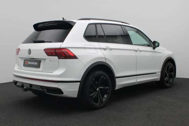 Volkswagen Tiguan (2023) thumbnail 3