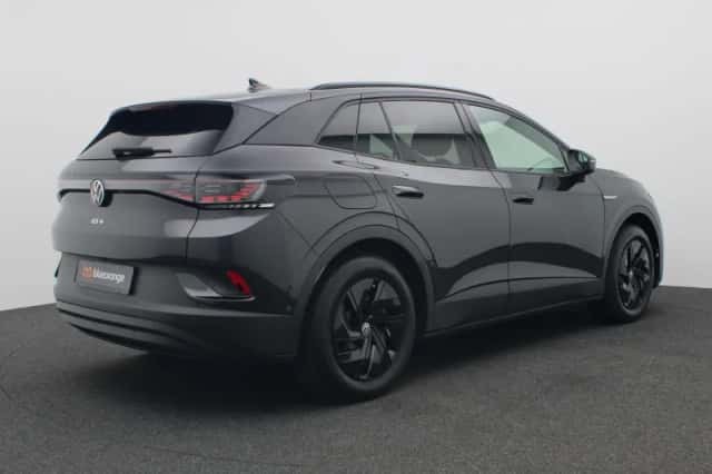 Volkswagen ID.4 (2022) thumbnail 3