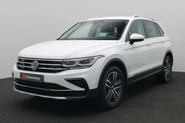 Volkswagen Tiguan (2023) thumbnail 1
