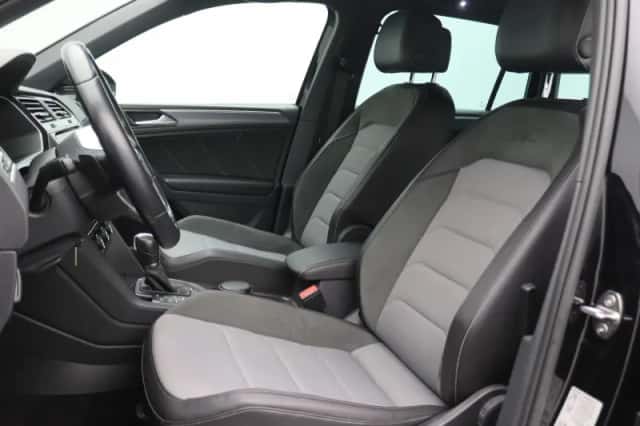 Volkswagen Tiguan (2018) thumbnail 5