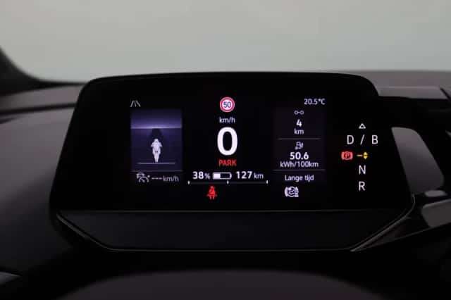 Volkswagen ID.4 (2022) thumbnail 6