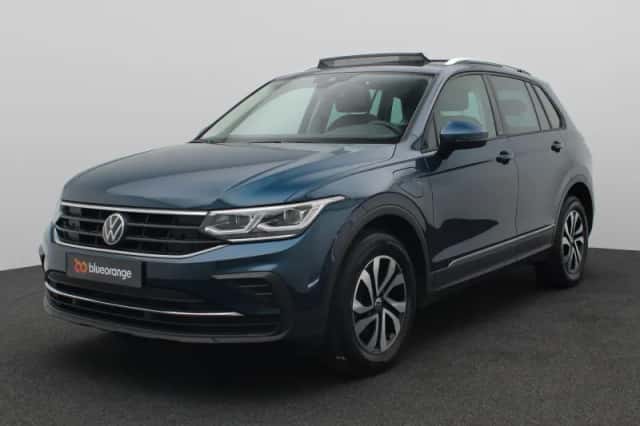 Volkswagen Tiguan (2023) thumbnail 1