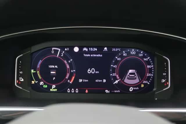 Volkswagen Tiguan (2023) thumbnail 6