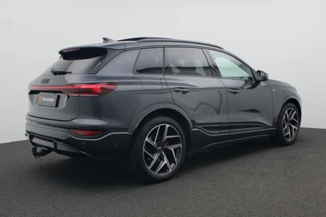 Audi Q6 e-tron (2026) thumbnail 3