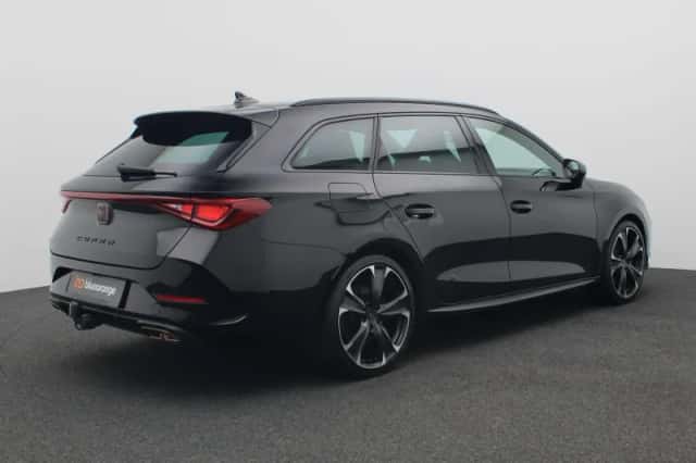 CUPRA Leon Sportstourer (2023) thumbnail 3